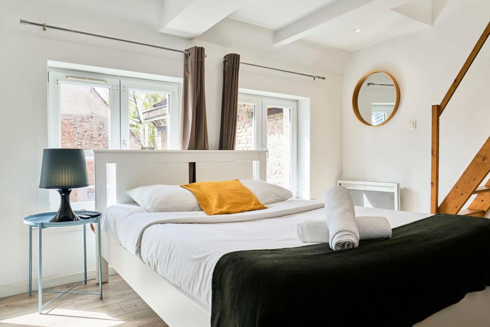 Lille Hypercentre Gares - Small Suite Bagian luar foto