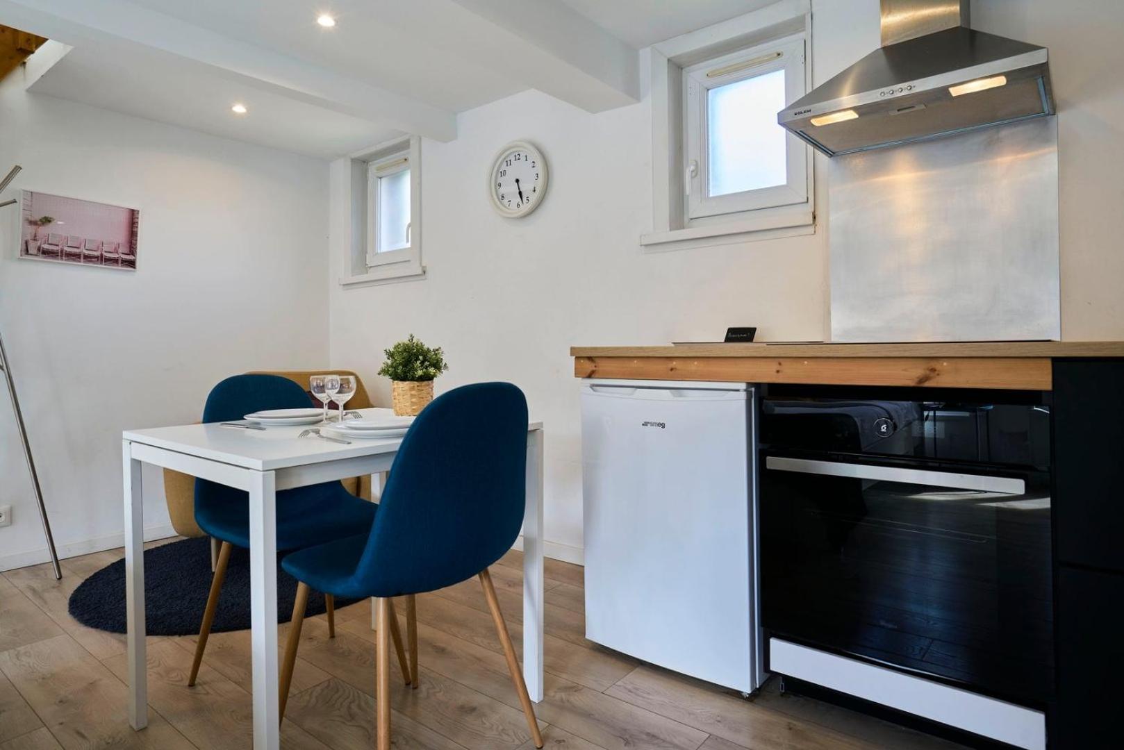 Lille Hypercentre Gares - Small Suite Bagian luar foto